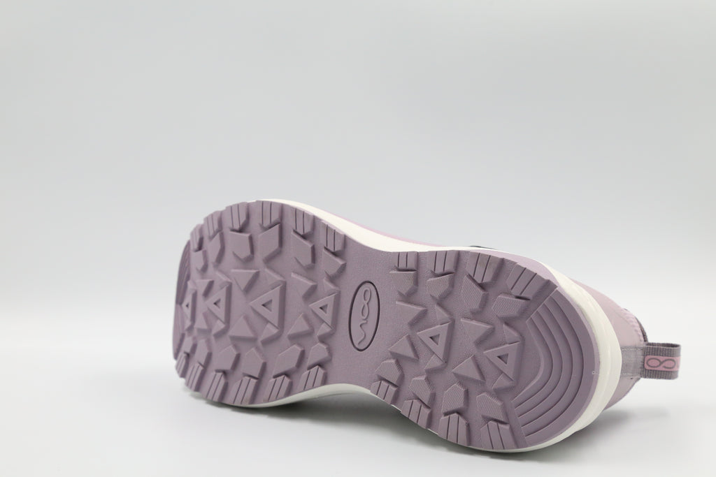 WOMEN SNEAKERS F7
